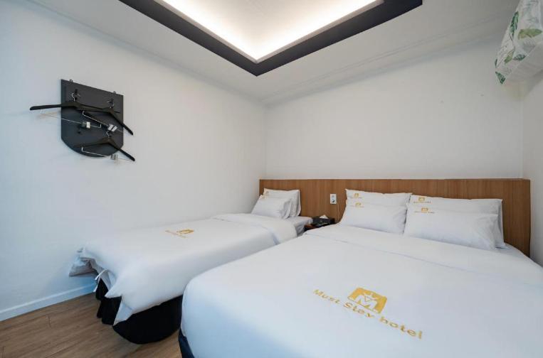 Hotel Must Mokdong *